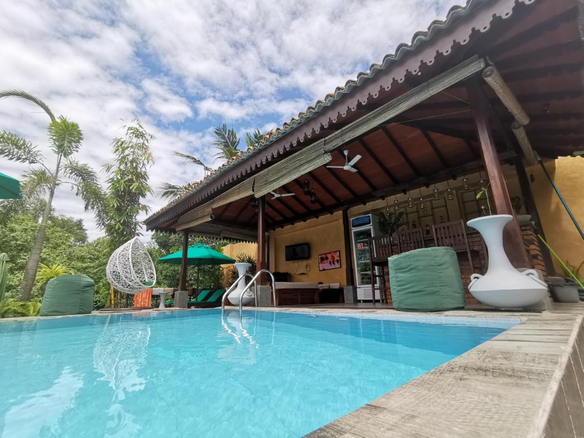 Nature Cabanas & Floating Restaurant Galle Extérieur photo